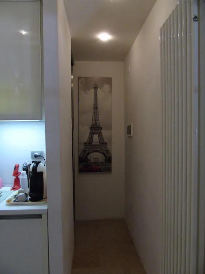 Loft In Pieno Centro Storico Da Michelle Apartment Ferrara