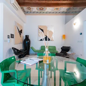 Apartment Delle Scienze 11